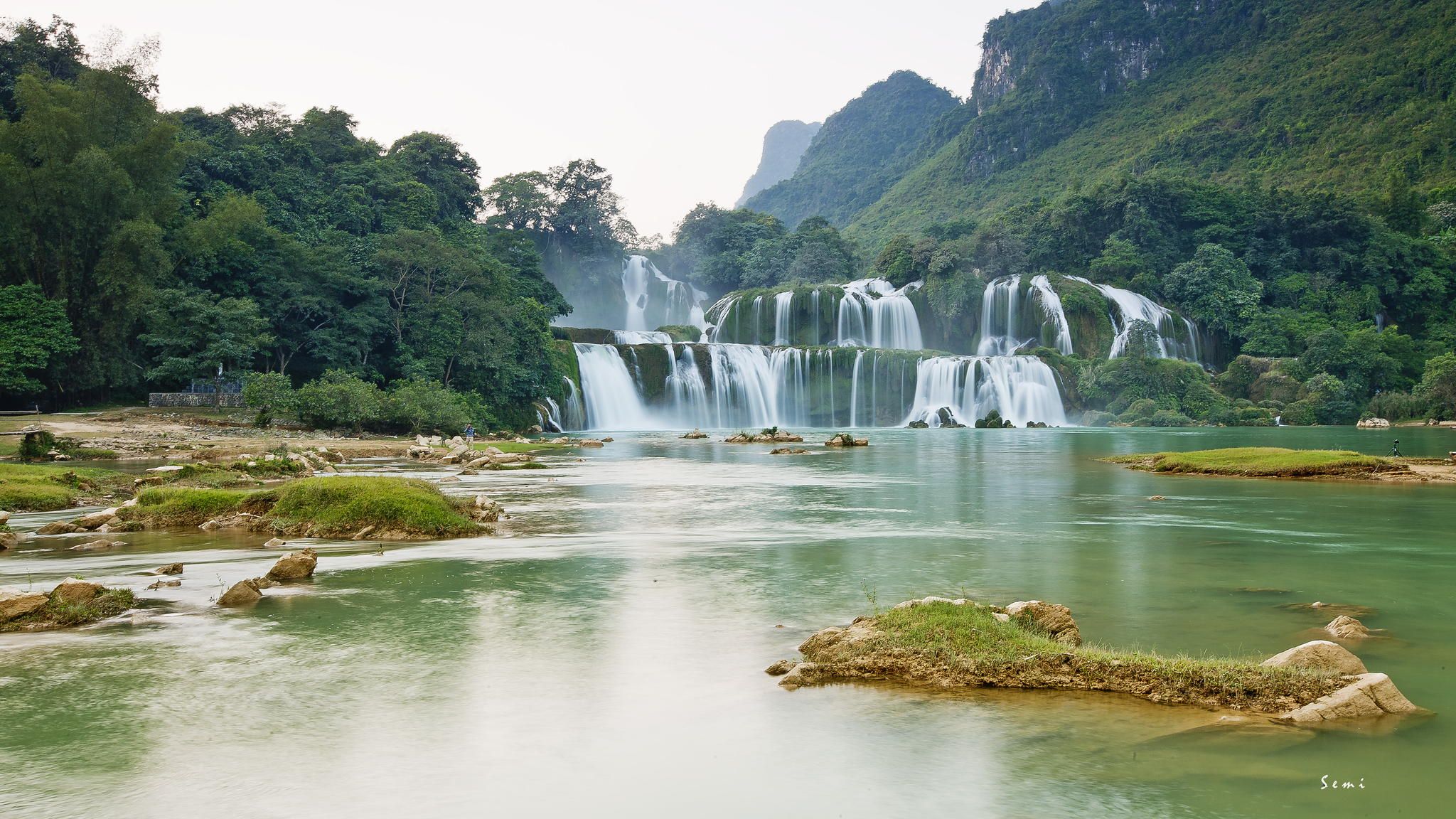 VÒNG CUNG ĐÔNG BẮC 